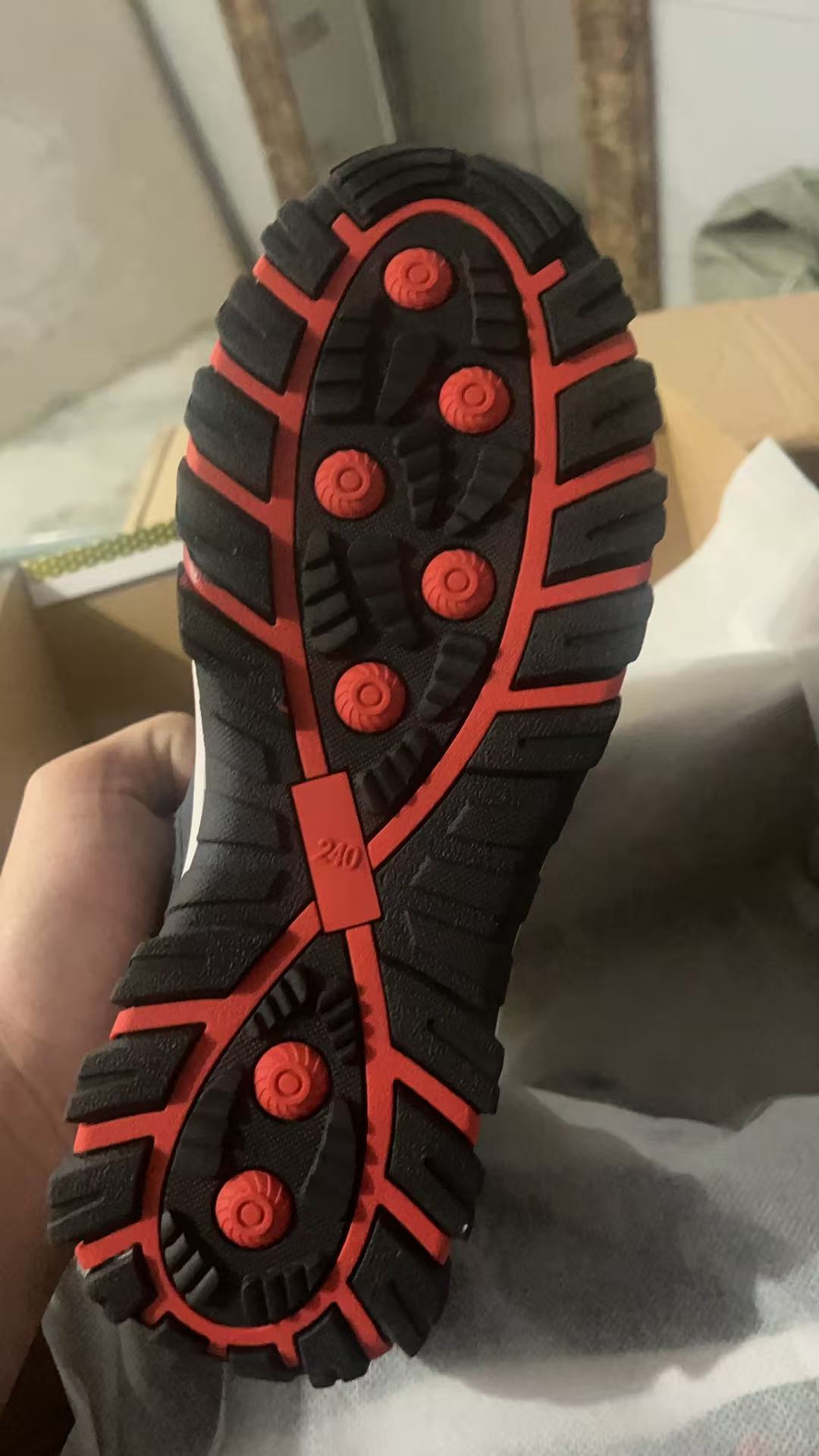 آخرین وبلاگ های شرکت در مورد بیا و شاهد تولد یک جفت کفش باش!